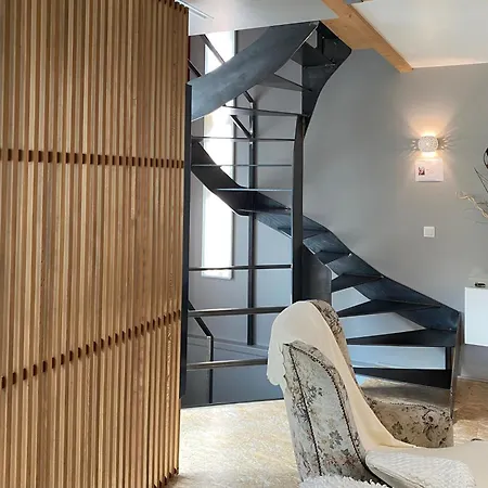 Du Mini Jardin Apartament *